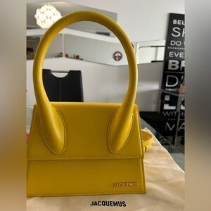 Jacquemus Sunny Yellow Le Grand Chiquito bag